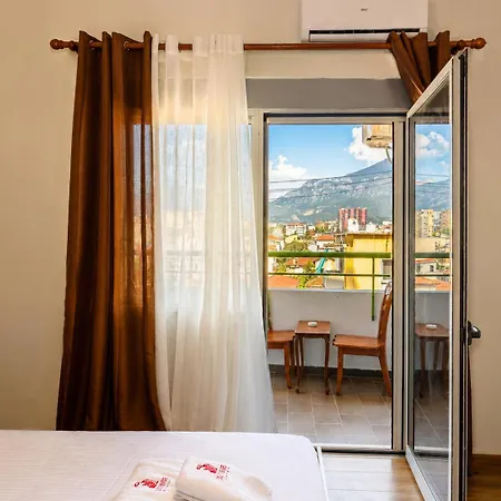 Matisse No28 With Two Balconies Lägenhet