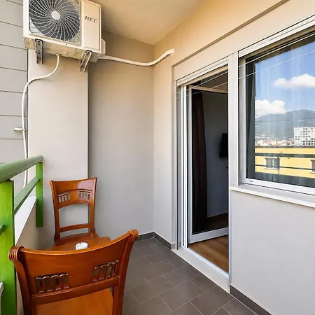 Apartmán Matisse No28 With Two Balconies